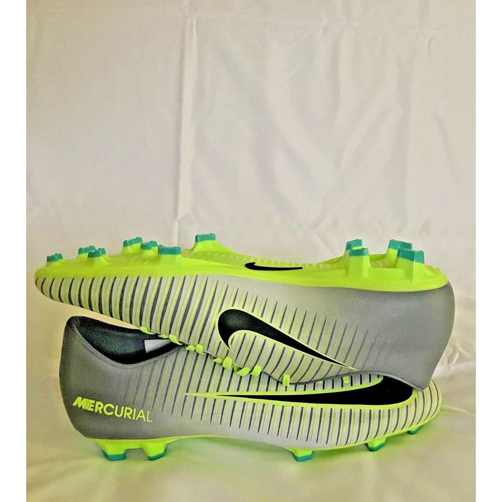 NIKE MERCURIAL SZ 10.5 VAPOR XI PURE PLATINUM GOST GREEN NEW